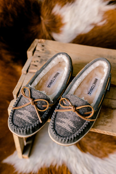 Minnetonka Tilia Moccasins [Grey]