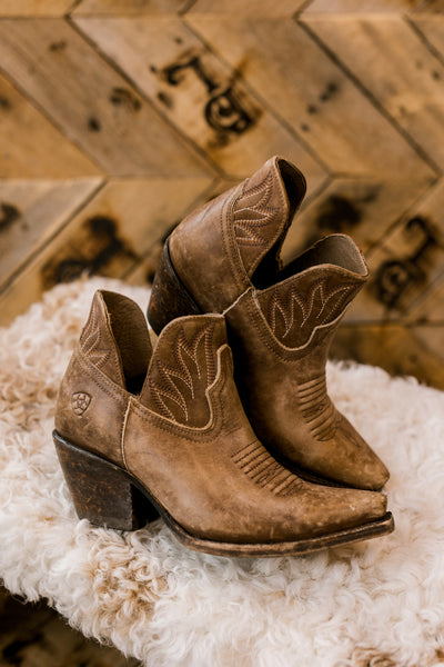Ariat Hazel Western Boot [Naturally Distressed Brown]