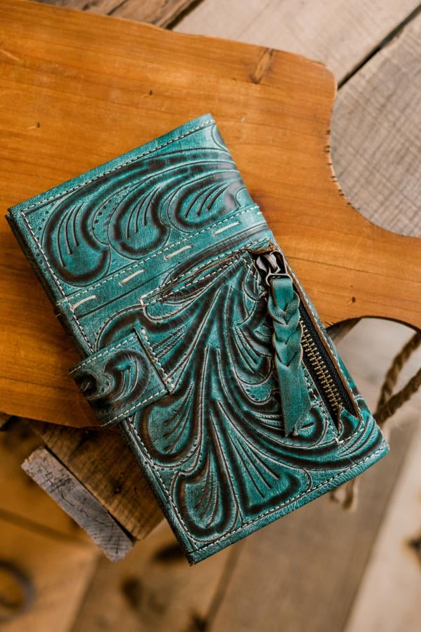 Ricardo Floral Tooled Organized Wallet [Aqua]