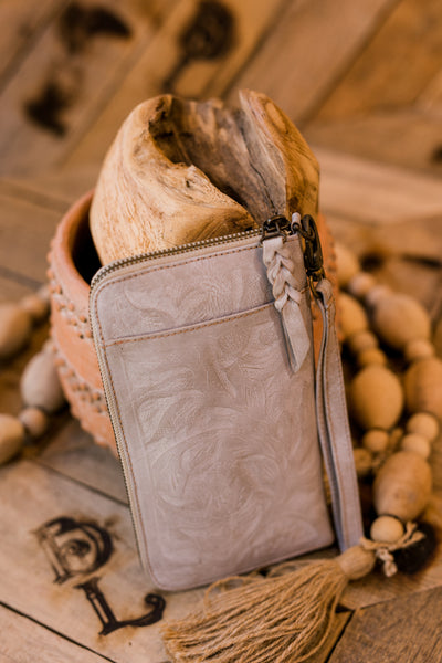 Mathis Tooled Leather Organized Wristlet [Bone]