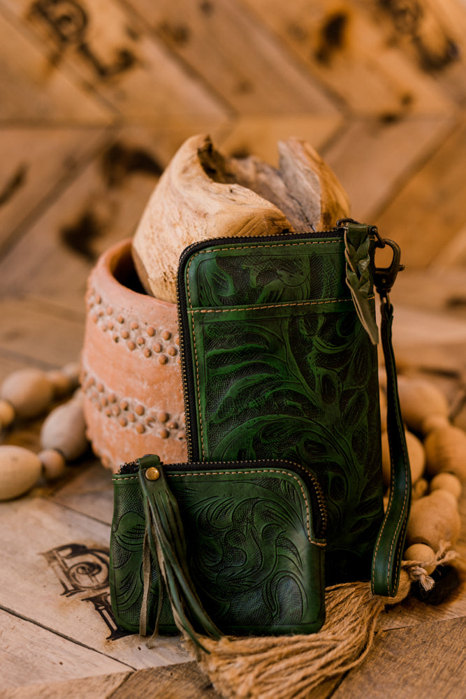 Mathis Tooled Leather Organized Wristlet [Forrest] ✜ON SALE NOW✜